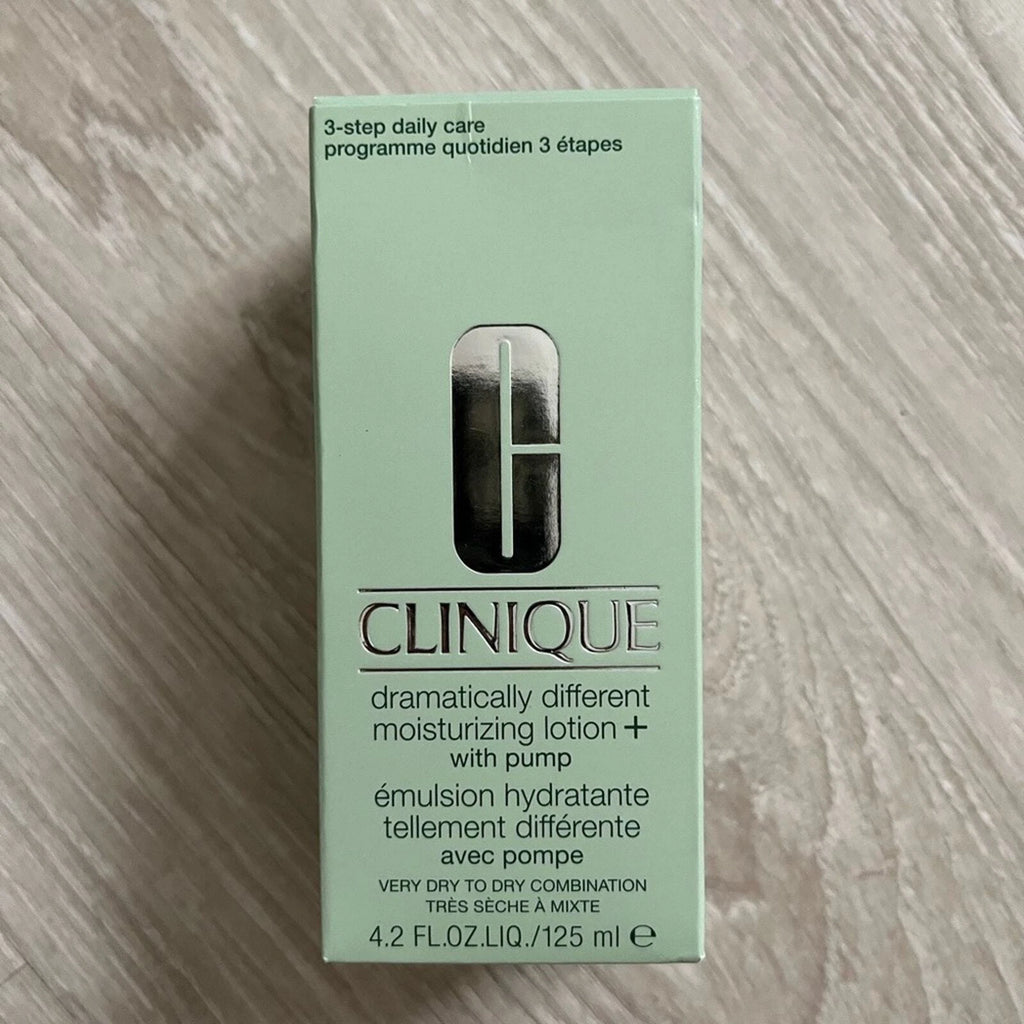 Clinique Dramatically Different Moisturizing Lotion+ 4.2 oz / 125ml – Daily Face Moisturizer for Dry & Combination Skin